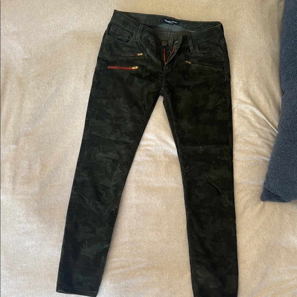 Women’s Camouflage corduroy pants